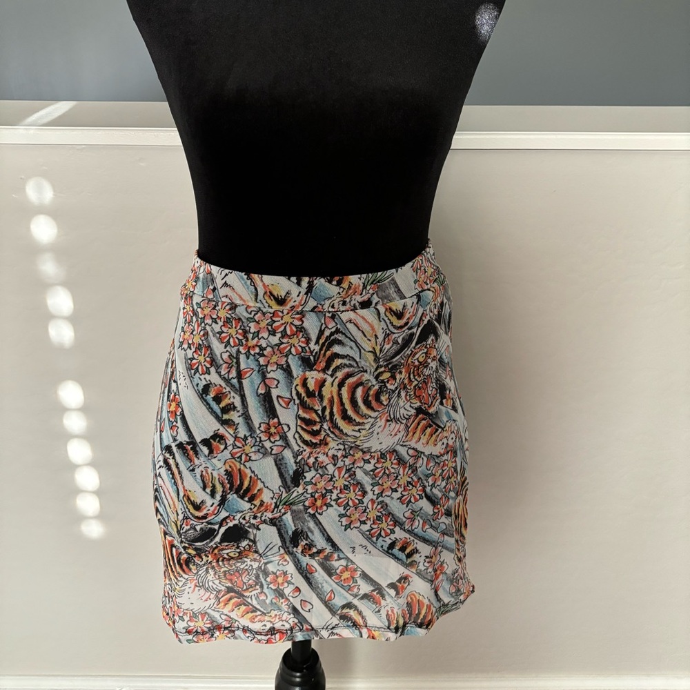 🛑SOLD🛑Ed Hardy TIGER PRINT MESH MINI SKIRT Medium NWT